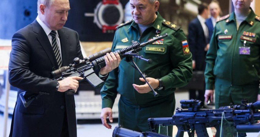 Putin i frikësohet një rebelimi tjetër, rrit sigurinë personale me mijëra forca speciale, tanke dhe aeroplanë luftarakë
