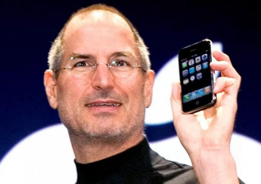 Shitet për 190 000 dollarë një iPhone i rrallë i vitit 2007