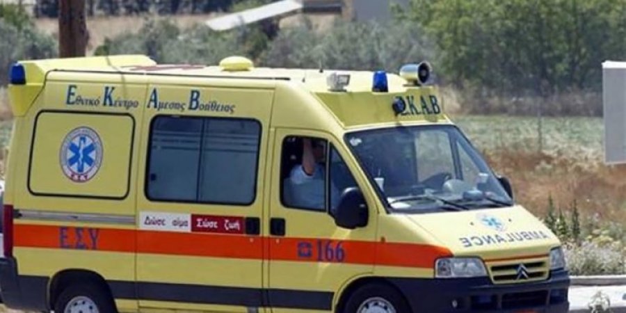Makina përplaset me shtyllën dhe më pas bie në kanal, humb jetën 61-vjeçari shqiptar në Greqi
