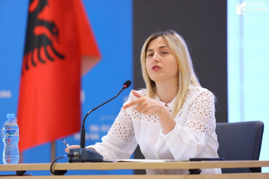 Zhupa: Testi PISA tregon rrënimin e arsimit në Shqipëri