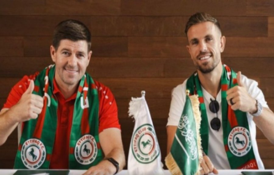 Zyrtare: Henderson firmos për Al-Ettifaq