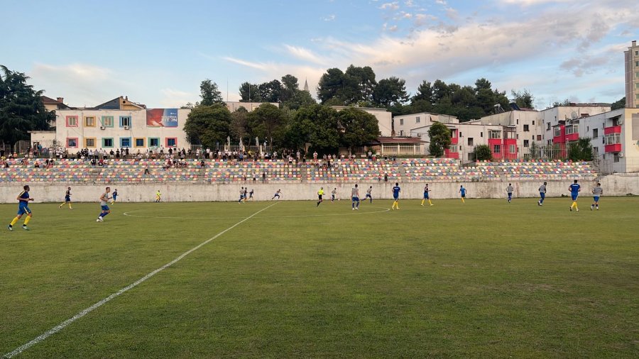 Dinamo-AF Elbasani zhvillojnë ndeshje miqësore në Librazhd, takimi mbyllet me katër gola