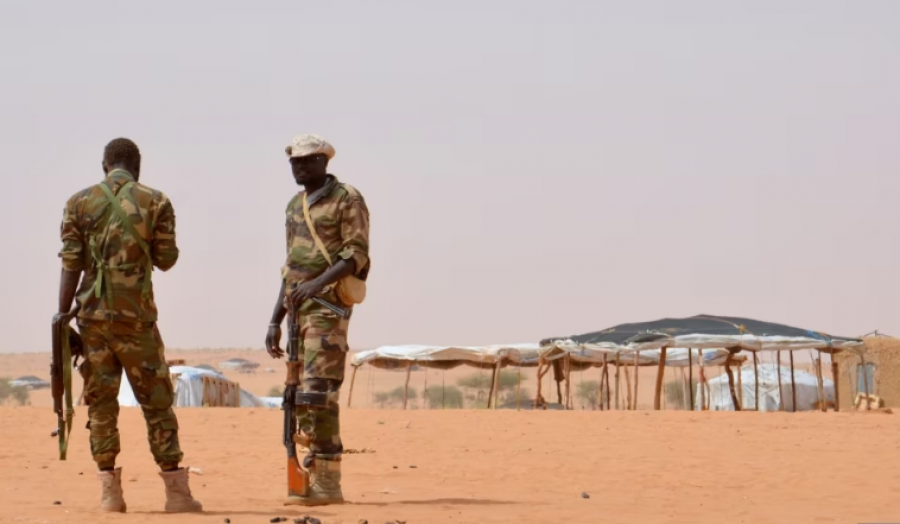 BE-ja pezullon bashkëpunimin me Nigerin në fushën e sigurisë, pas puçit