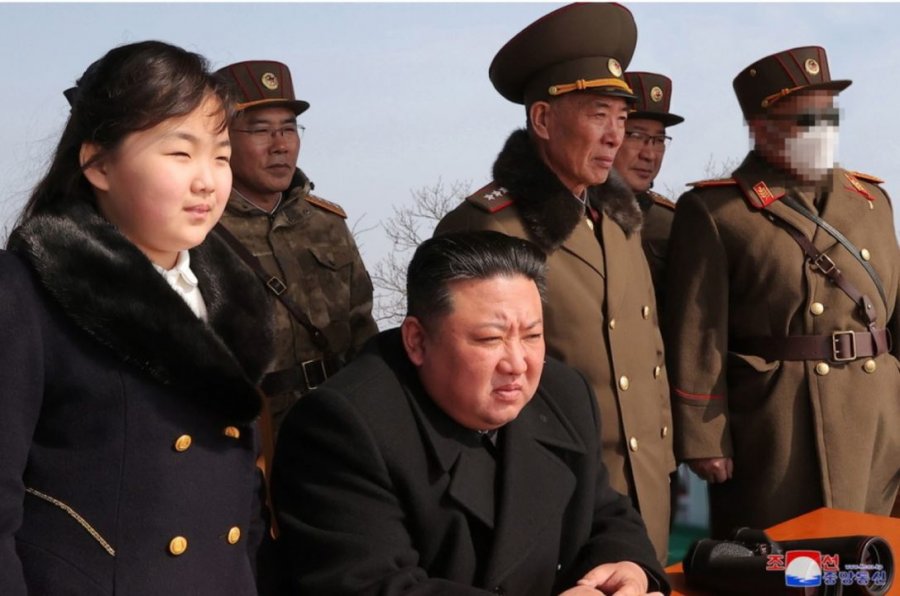 New York Post: Kim Jong Un, i varur nga nikotina dhe alkooli!