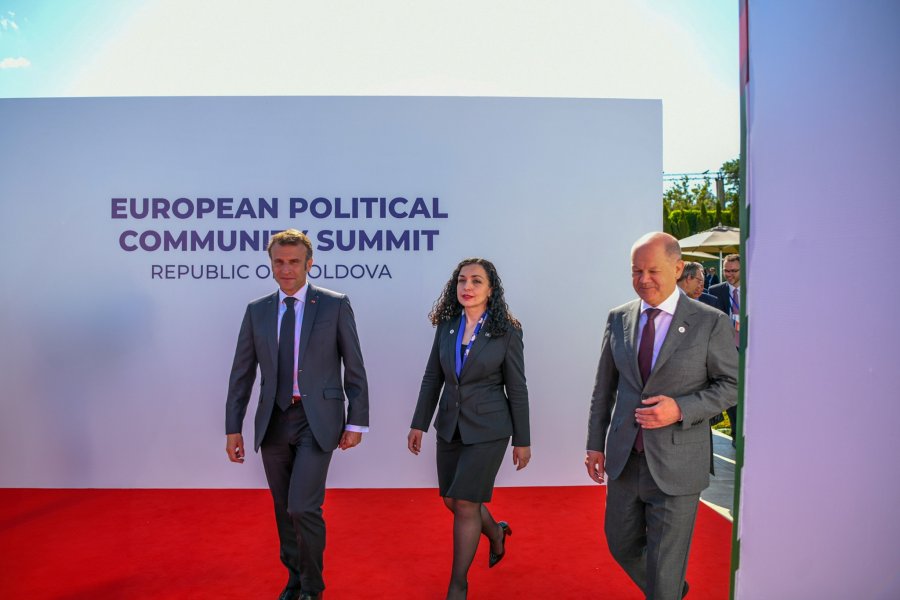 Macron: I bëjmë thirrje liderëve të Kosovës dhe Serbisë për zgjedhje të reja në rajonet me trazira