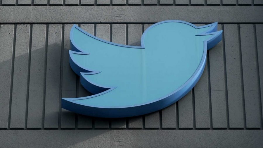 Shefja e departamentit për besim dhe siguri në Twitter jep dorëheqjen