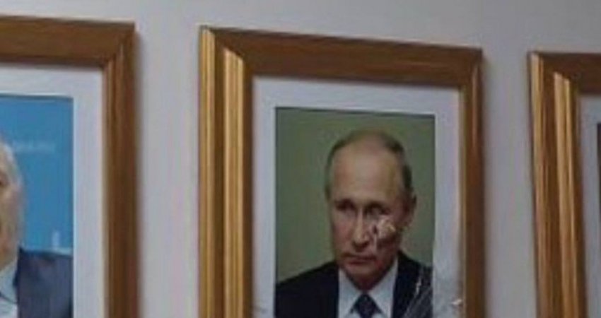 Putini e pamjet e dhunës në veri, Kusari “botës demokratike”: A do t’i mbyllnit sytë