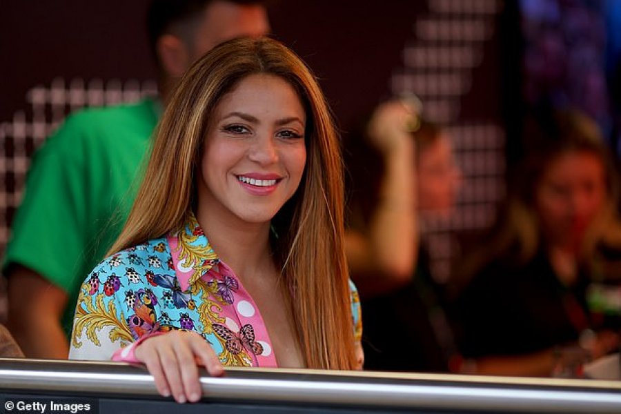 Shakira, e çmendur pas shpejtësisë apo pas Hamilton?