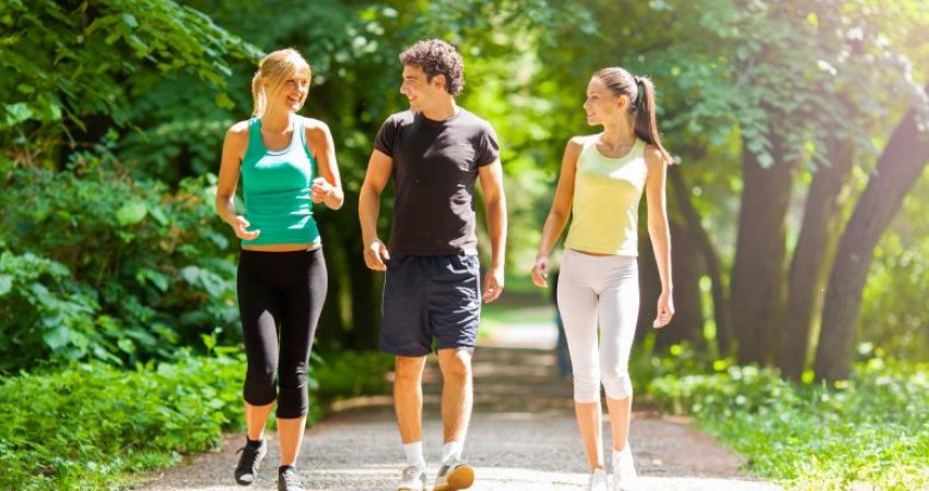 6 arsye pse ecja në mëngjes është e mirë për shëndetin mendor
