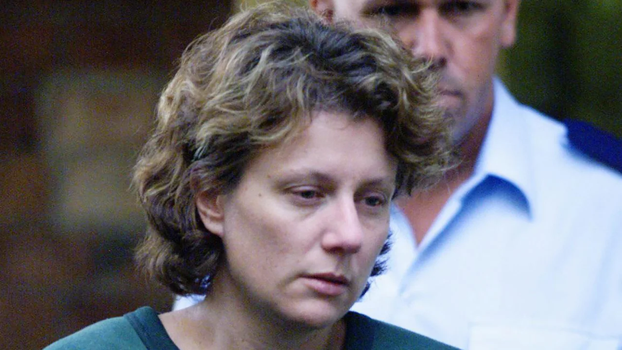 U dënua për vrasjen e 4 fëmijëve të saj, gruaja shpallet e pafajshme pas 20 vitesh burg