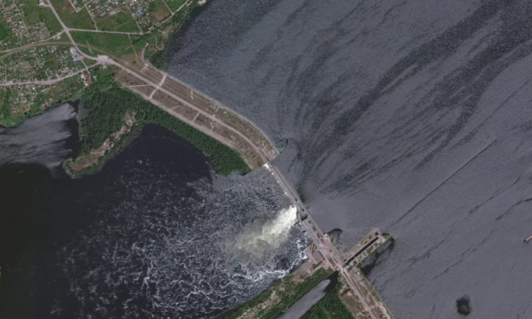 Shkatërrimi i digës në lumin Dnipro, Zelensky akuzon terroristët rusë, SHBA ende s’e di kush e bëri