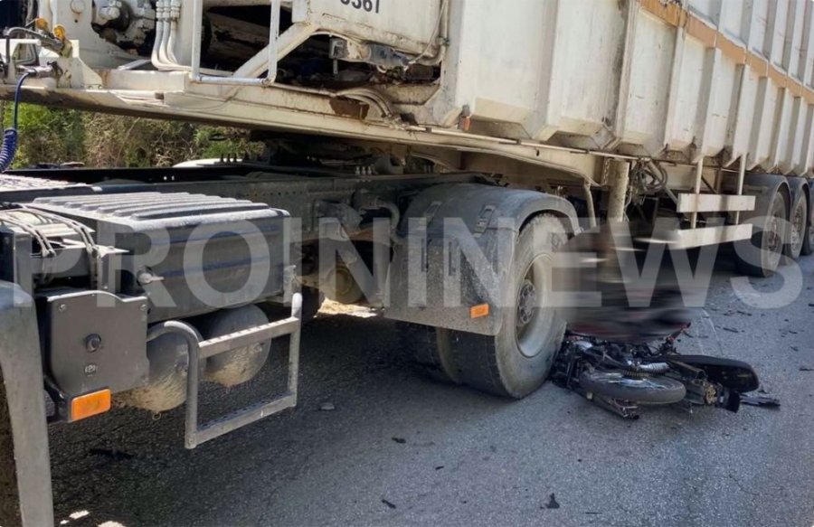 EMRI/ Vdes tragjikisht 17-vjeçari shqiptar në Greqi, motori i tij përfundoi poshtë gomave të kamionit