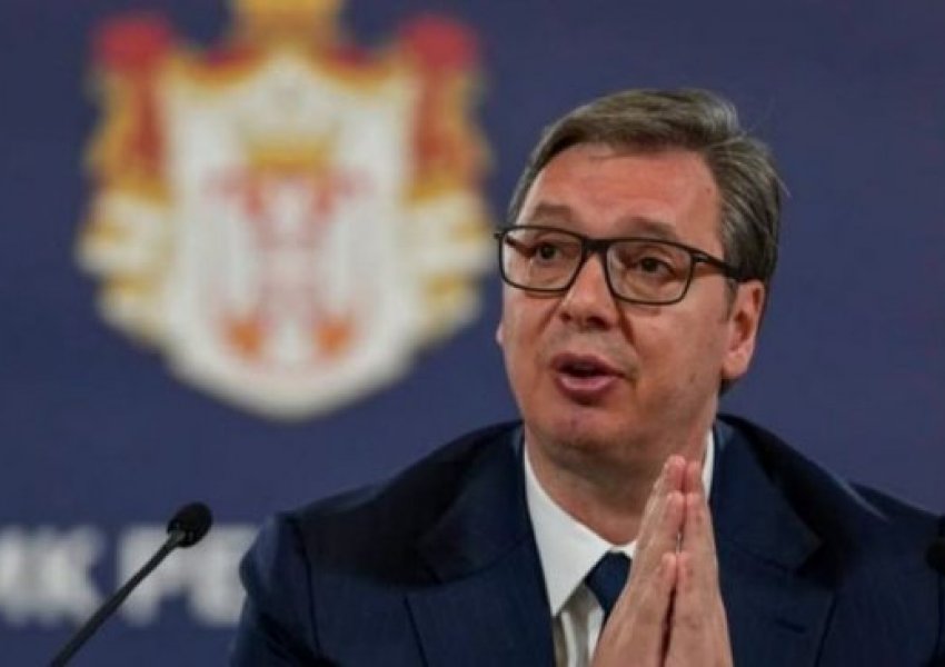 Situata në Mitrovicën e veriut, Vuçiç planifikon bisedime me serbët e Kosovës