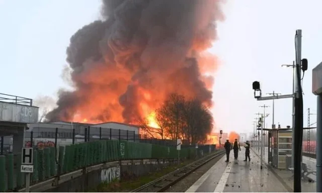 Merr flakë treni me 370 pasagjerë në Austri, 50 të lënduar