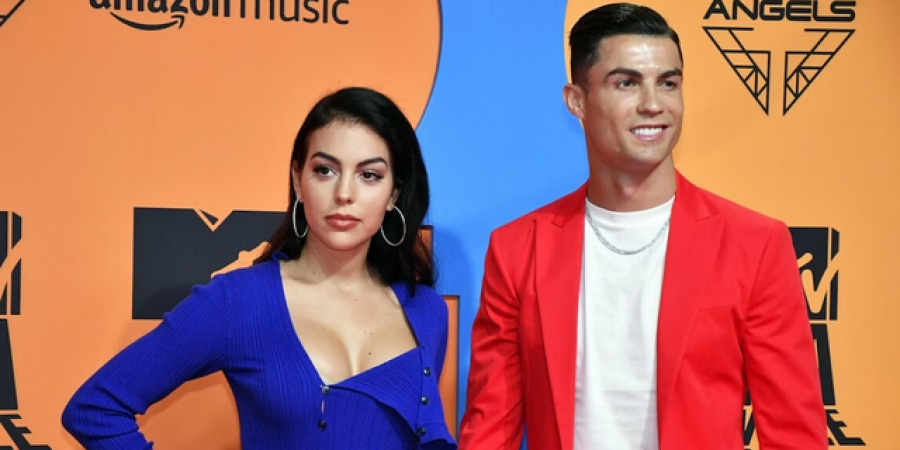 Georgina mohon ndarjen dhe paralajmëron dasmën me Ronaldon