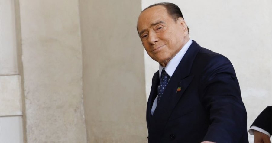 Silvio Berlusconi shtrohet përsëri në spital