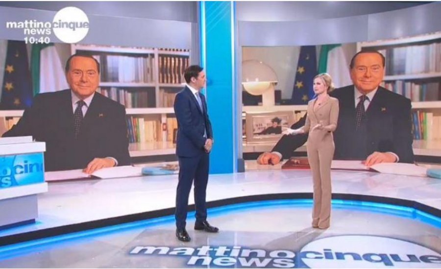 VIDEO| Moderatorja e Mediaset shpërthen në lot kur raporton vdekjen e Berlusconit