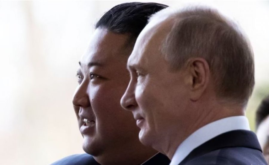Kim Jong Un zotohet “t’ia mbajë dorën” Putinit për bashkëpunim strategjik