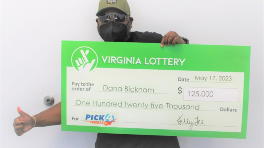 Bleu 25 bileta për një short lotarie, burri nga Virxhinia i fiton 125,000 dollarë