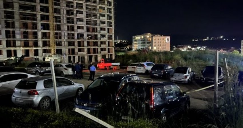 Detaje nga vrasja në Prishtinë/ Personi i vrarë gjendet brenda veturës së tij 