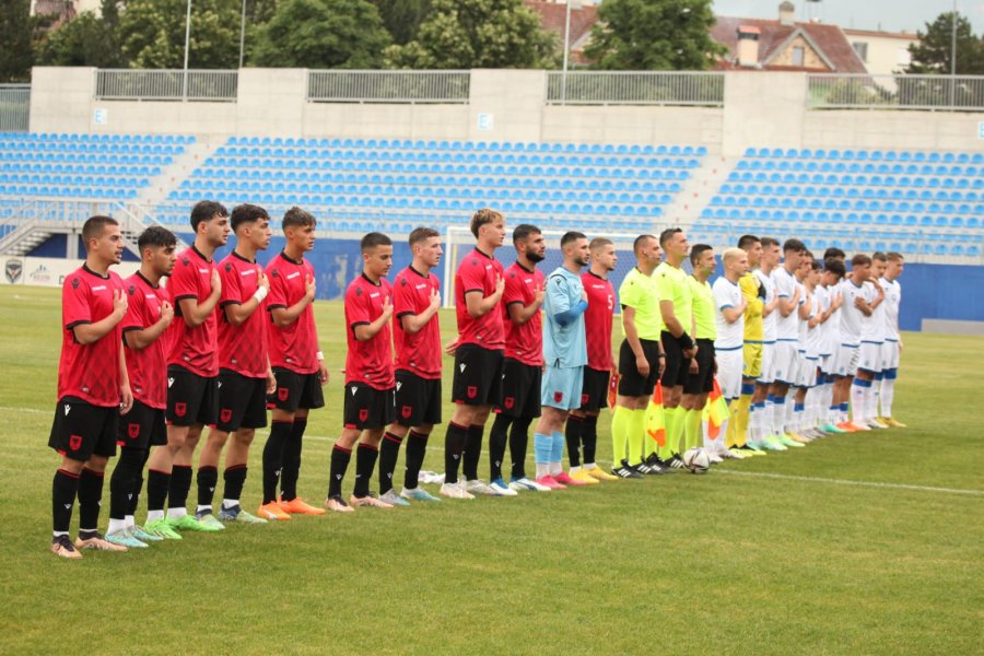 Ndeshja me Kosovën/ Shqipëria U-19 fiton testin e parë, vendos një goli i Adi Kurtit