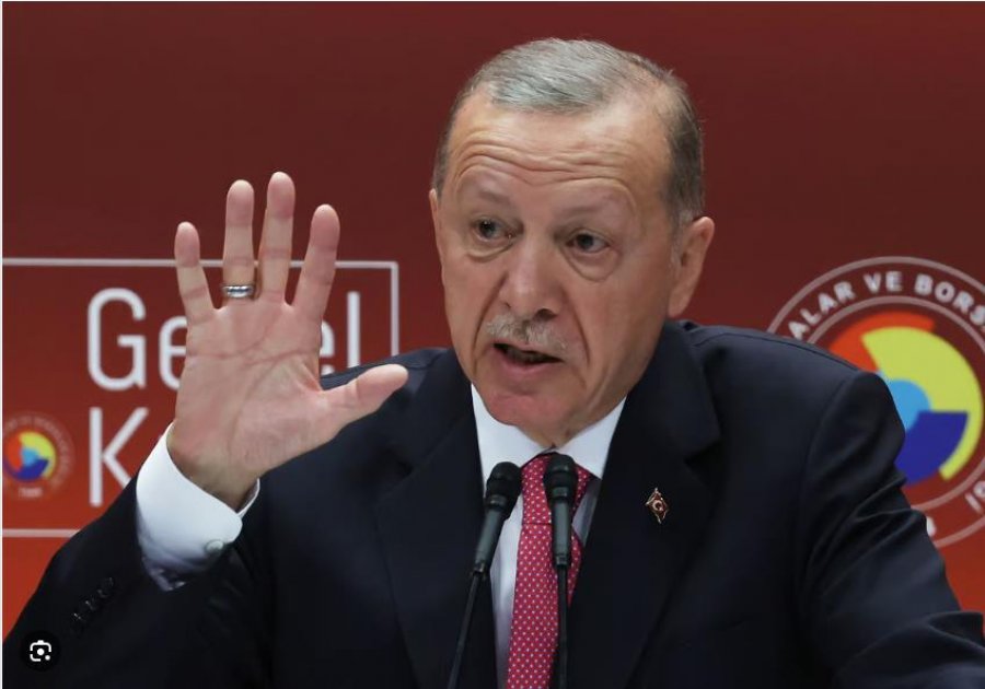 Erdogan: Nëse Stokholmi nuk godet “terroristët”, jo anëtarësimit të Suedisë në NATO