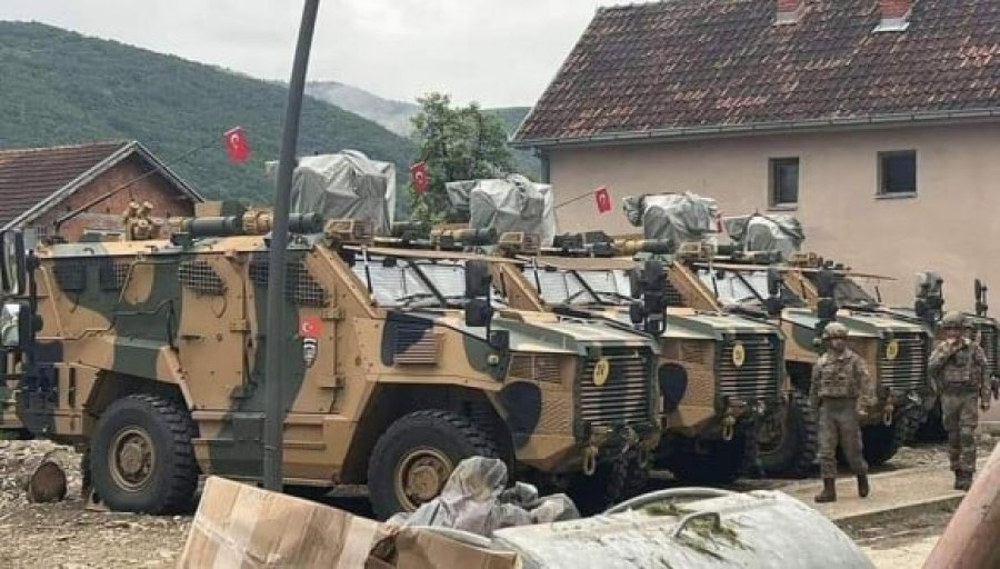 Ushtarët turqë arritën në Zubin Potok