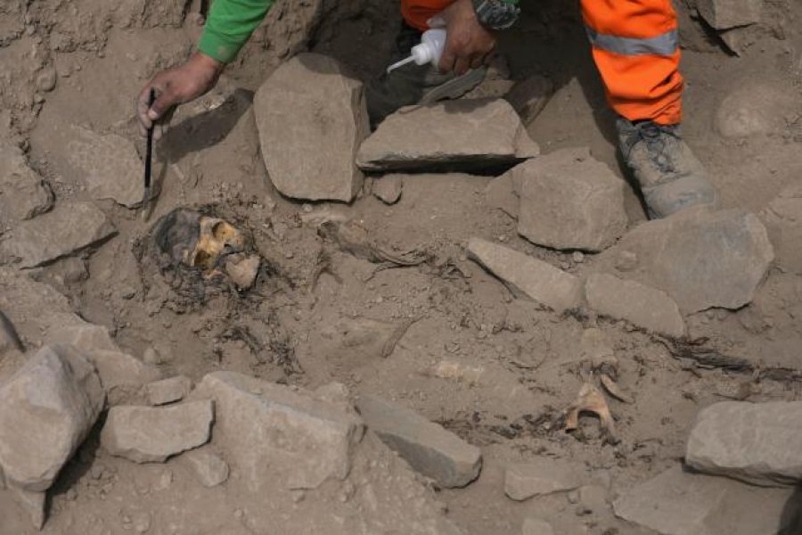 Mumja 3000-vjeçare gjendet në Peru pranë fushës së ekipit profesionist të futbollit