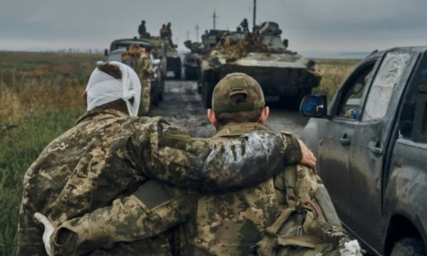 BE: Do dërgojmë 1 milion armë të kalibrit të lartë brenda 12 muajve të ardhshëm në Ukrainë