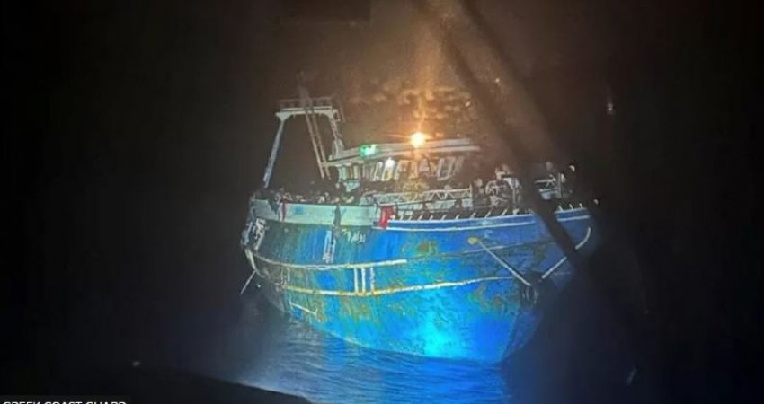 Deklarohen të pafajshëm të dyshuarit për përmbytjen e anijes në brigjet greke