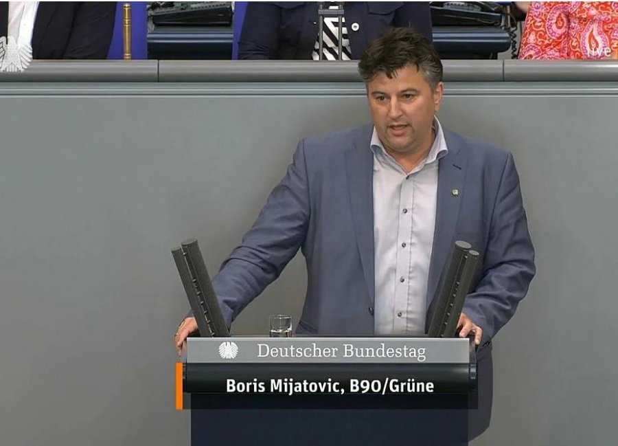 Raportuesi për BP në Bundestag: Nuk duhet të bëhemi aktorë në rajon