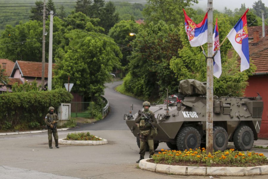 KFOR lejon Njësinë Speciale të kalojë në Leposaviç, por i ndalon ministrat!