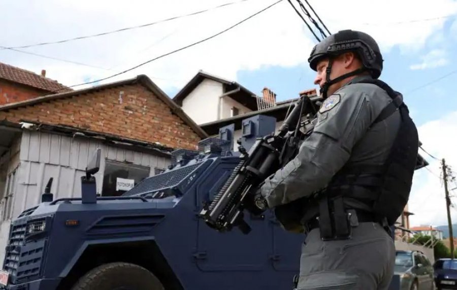 Sulmi ndaj gazetarëve në Leposaviç, policia e Kosovës arreston një serb