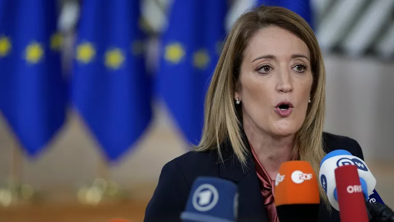 Presidentja e PE, Metsola, u bën thirrje Kosovës dhe Serbisë të ulin tensionet