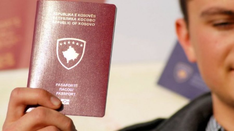 Për gjashtë muaj, mbi 1 mijë e 500 qytetarë hoqën dorë nga shtetësia e Kosovës