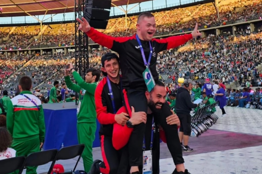 Shqipëria ka një Kampion Olimpik Special, Gersi Troka triumfon në not
