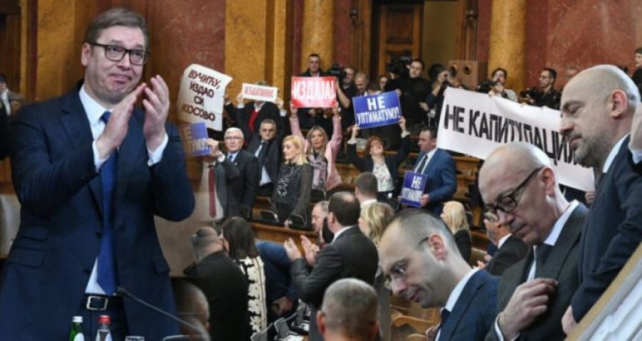 Deputeti i parlamentit serb: Serbët në Kosovë janë zemëruar me Vuçiçin dhe regjimin e Beogradit