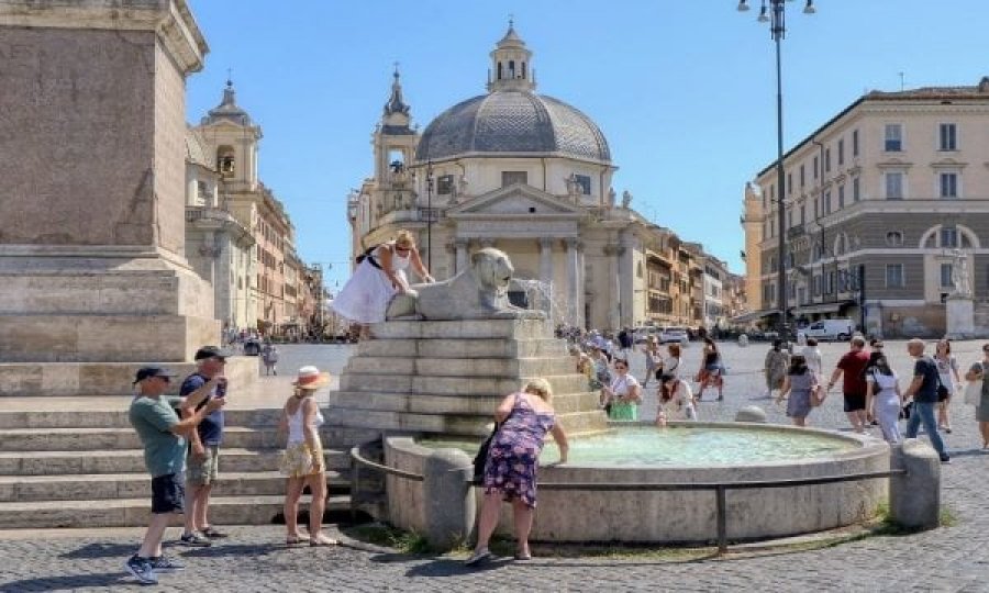 Vala e të nxehtit godet Italinë, në Siçili termometri arriti në 40 gradë