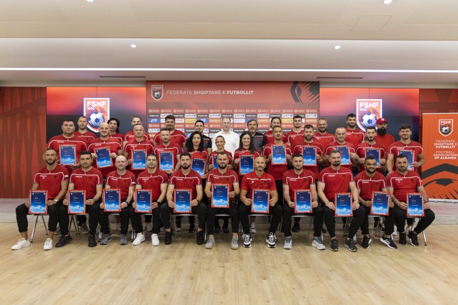 Përfundon edicioni i radhës i kursit të FSHF për licencën UEFA A, diplomohen trajnerët e rinj