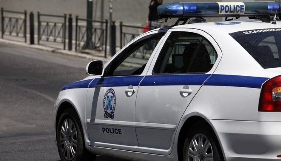 EMRAT/ Grabitën 40 mijë euro në 2022, arrestohen në një qendër tregtare dy shqiptarët në Greqi