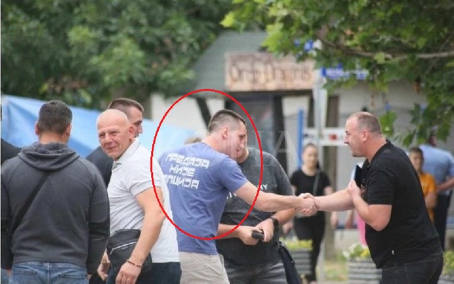 VIDEO/ Policia e Kosovës ndalon djalin e Vuçiqit