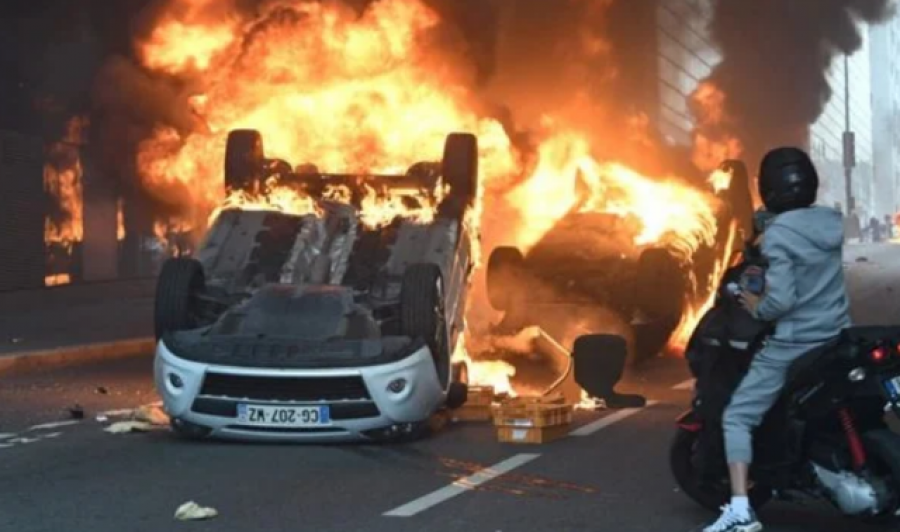 Protestat në Francë/ Mediat vendase raportojnë për vdekjen e një 19 vjeçari