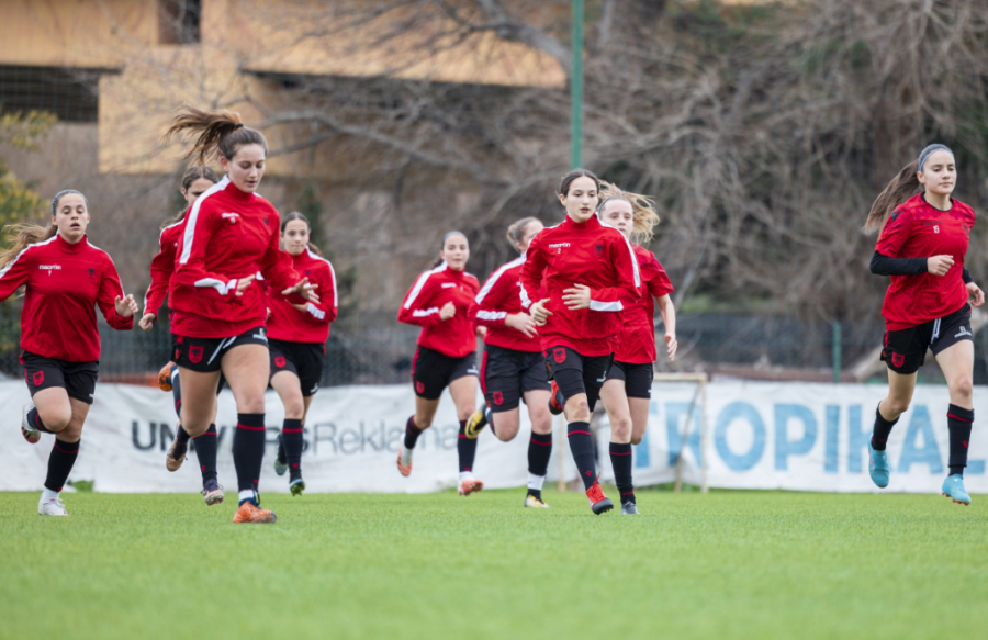 Femra U-16/ Kombëtarja nis punën për turneun ‘UEFA Development’, Ndoci e Kodra tregojnë objektivat