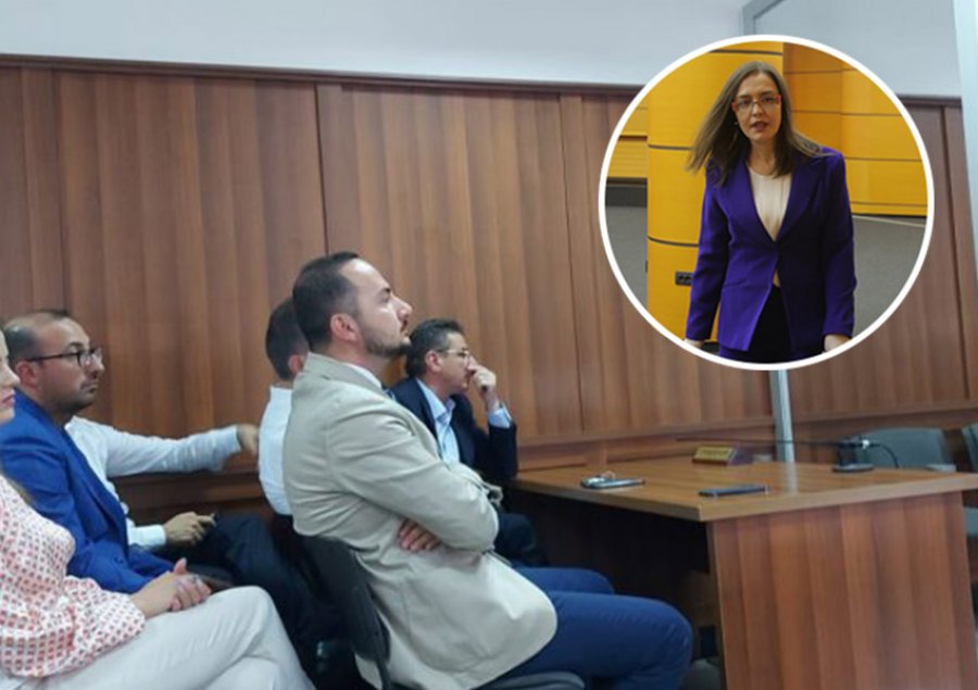 Salianji kërkon përjashtimin e Edlira Petrit, e akuzon për njëanshmëri