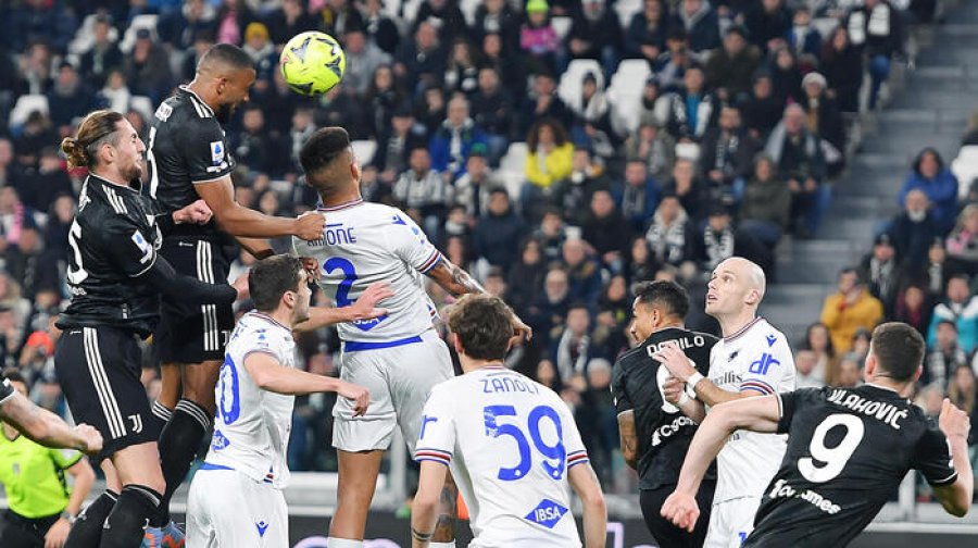 Pjesë e parë ‘e çmendur’, katër gola në Juventus-Samdporia