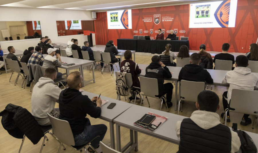 Nis edicioni i radhës i Akademisë së Arbitrimit, Jareci: Do jenë gjyqtarët e ardhshëm të futbollit shqiptar