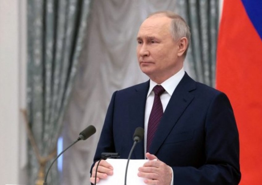 Tensionet/ Putin: Nuk ka asgjë të pazakontë për dërgimin e armëve në Bjellorusi