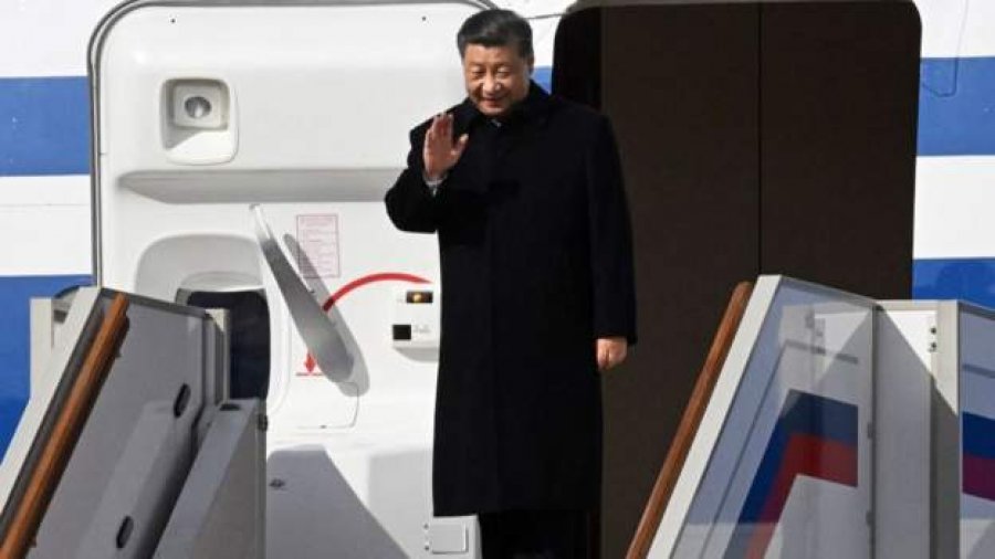 Mbërritja e e Xi në Moskë në FOTO