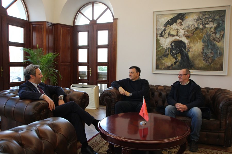Spahia takim me Viccenzo Russon: Mirënjohje për kontributin që i keni dhënë Veriut të Shqipërisë, mbështetja jonë e pakursyer