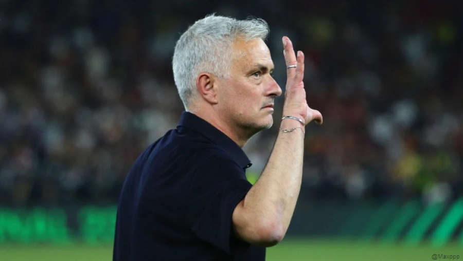 Jose Mourinho vendos kushtet për të qëndruar tek Roma